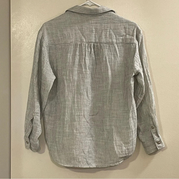 ANTHROPOLOGIE V-Neck Popover Shirt in Blue - Picture 7 of 11